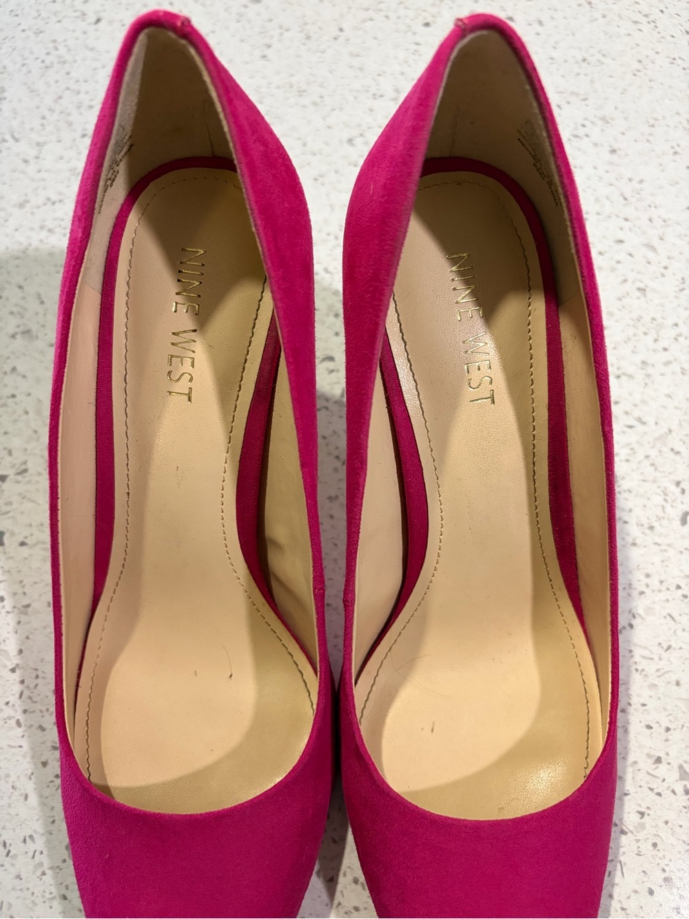 Nine West Hot Pink Suede Pointed Toe Pumps Heels Size 8M - Picture 3 of 5